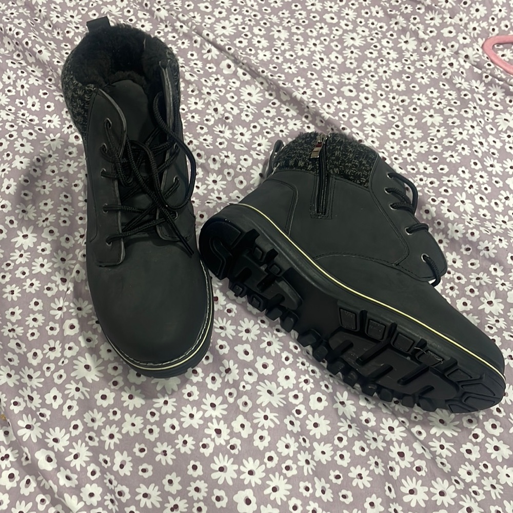 Snow Boots.